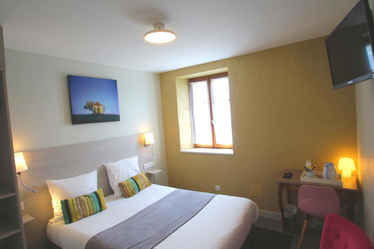 Logis Hotel Archambeau Thonac Eksteriør bilde